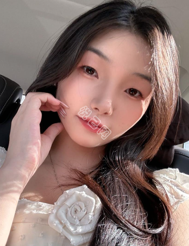 【摸摸兔头】的相册
