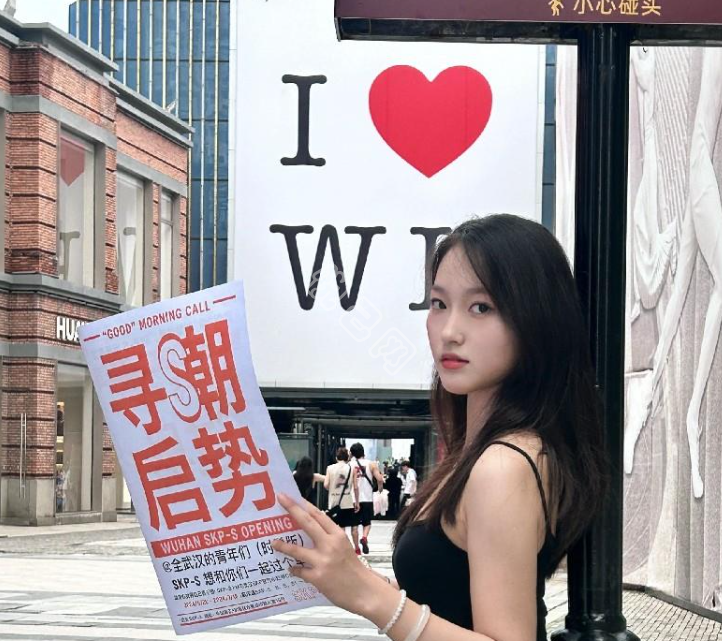 【影子】的相册