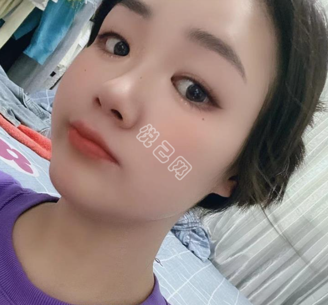【小呢子】的相册
