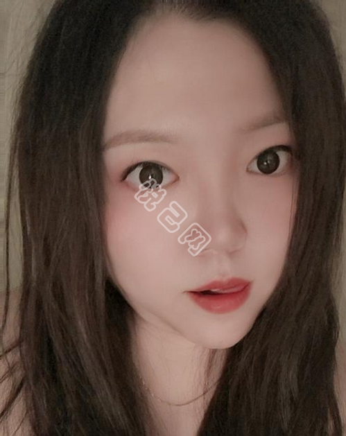 【尤樱尤樱】的相册